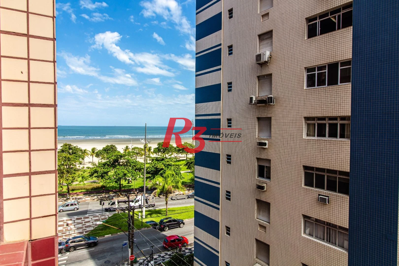 Apartamento com 2 dormitórios para alugar, 67 m² por R$ 4.200,00/mês - Gonzaga - Santos/SP