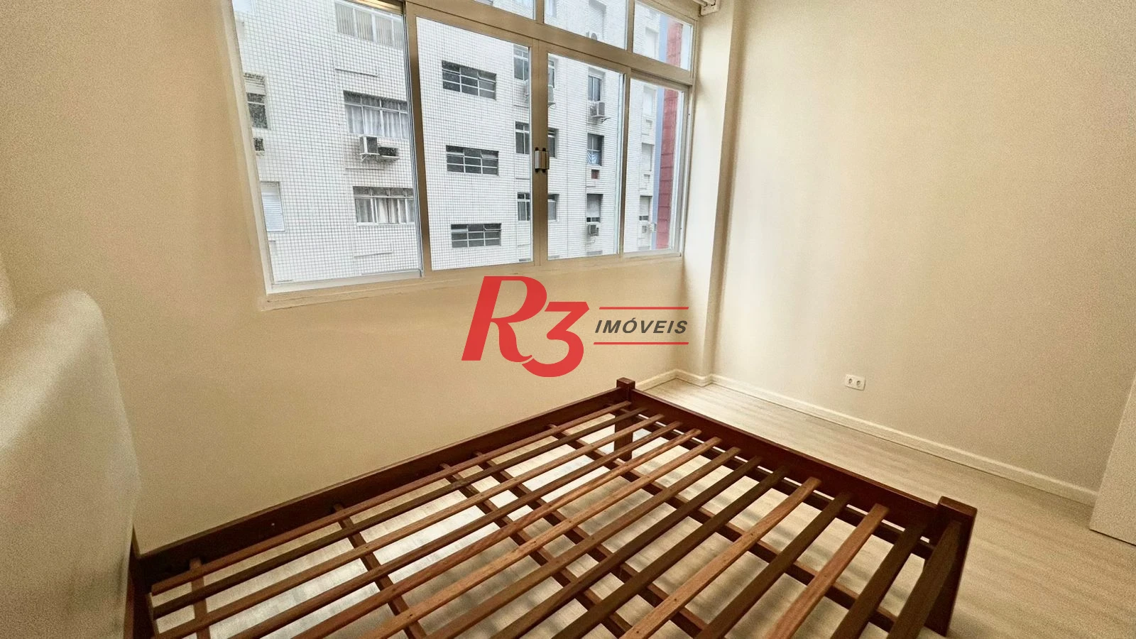 Apartamento com 2 dormitórios para alugar, 67 m² por R$ 4.200,00/mês - Gonzaga - Santos/SP