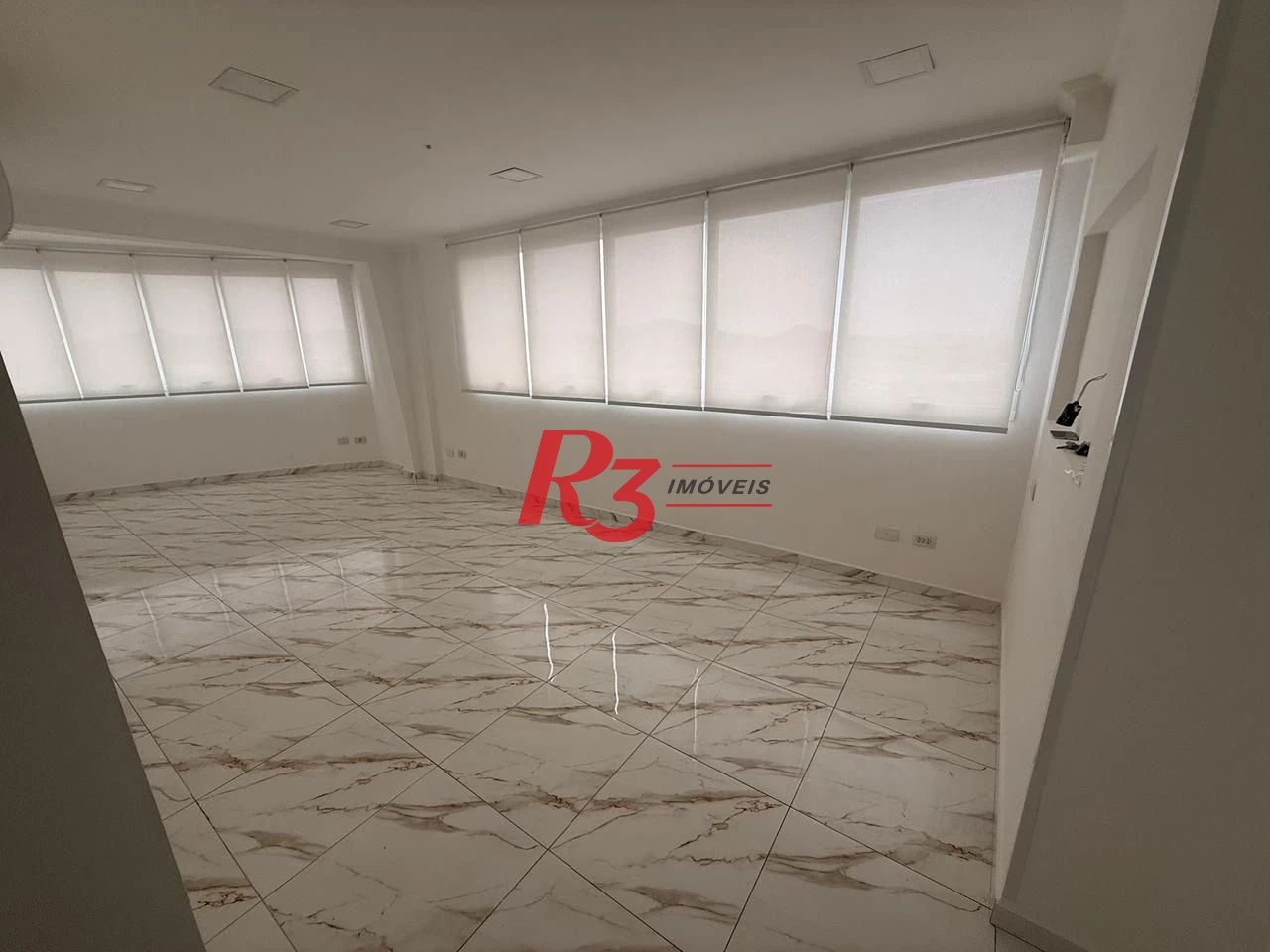 Sala para alugar, 46 m² por R$ 3.200,00/mês - Ponta da Praia - Santos/SP