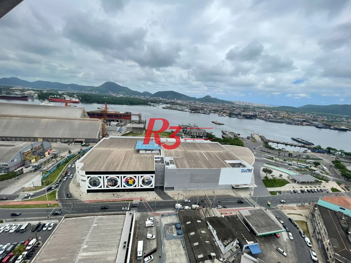 Sala para alugar, 46 m² por R$ 3.200,00/mês - Ponta da Praia - Santos/SP