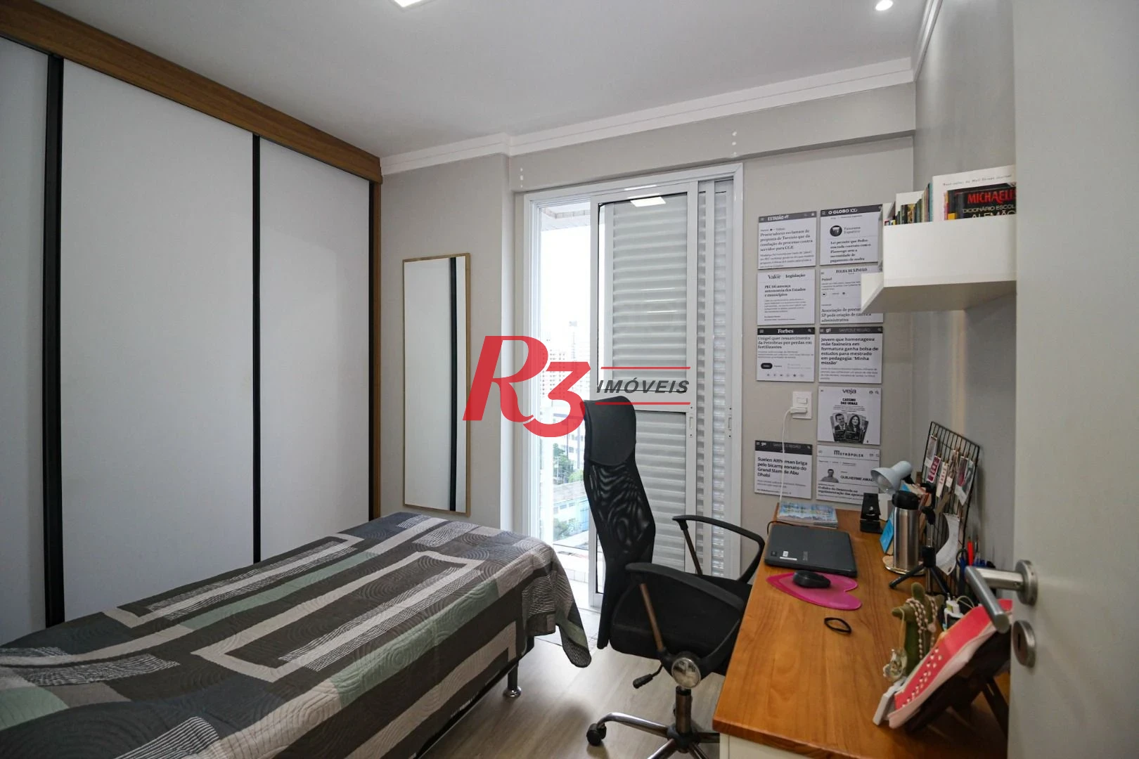 Apartamento com 2 dormitórios à venda, 65 m² por R$ 800.000,00 - Ponta da Praia - Santos/SP