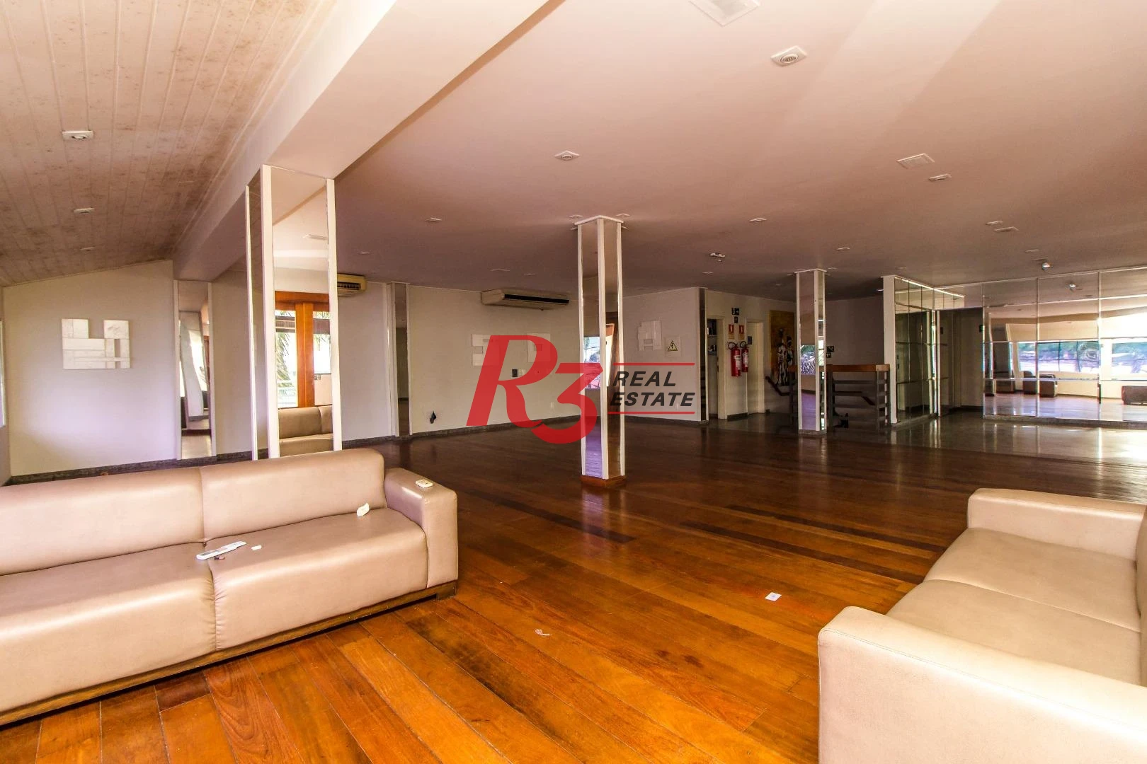 Sobrado à venda, 1183 m² por R$ 6.000.000,00 - Centro - São Vicente/SP