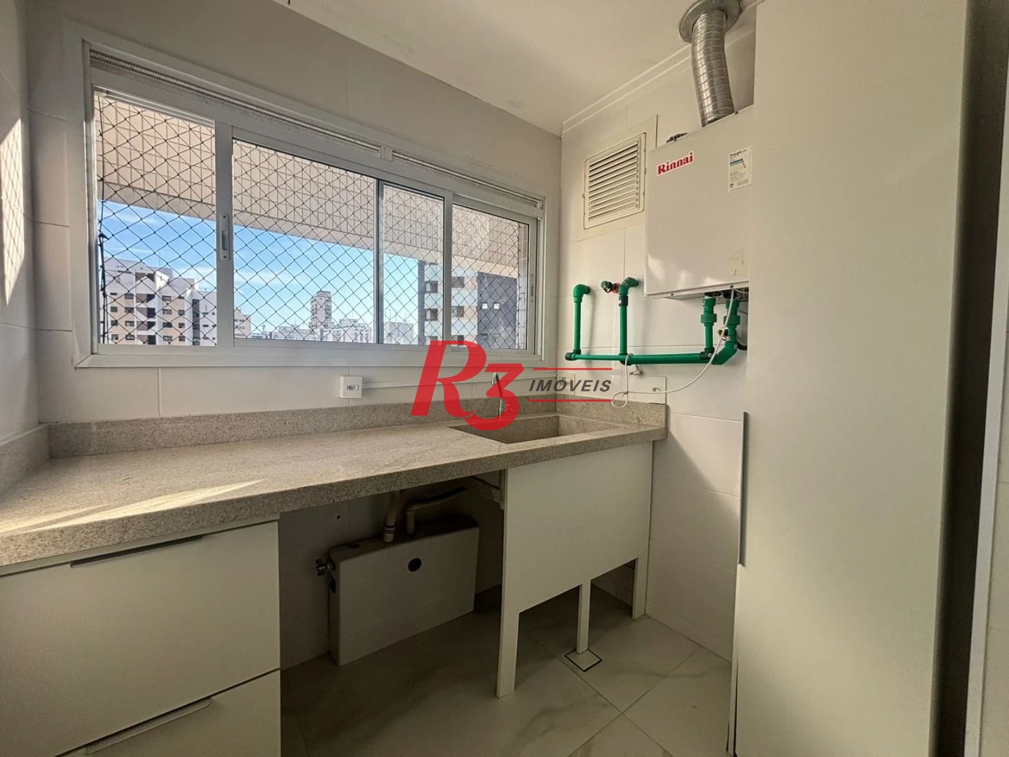 Apartamento com 3 dormitórios à venda, 143 m² por R$ 2.860.000,00 - Boqueirão - Santos/SP