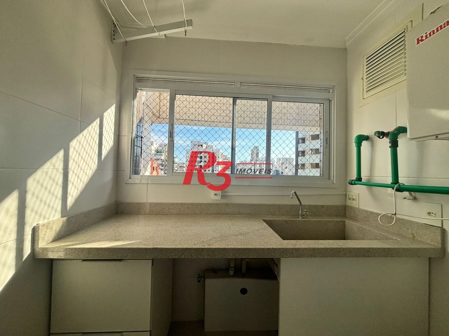 Apartamento com 3 dormitórios à venda, 143 m² por R$ 2.860.000,00 - Boqueirão - Santos/SP