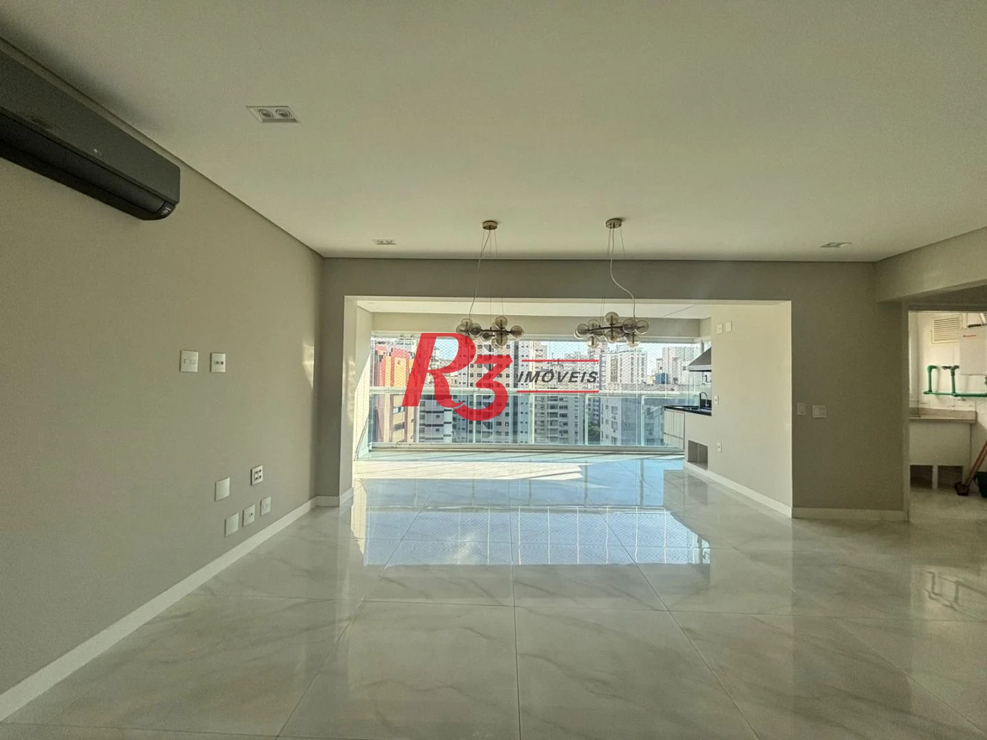 Apartamento com 3 dormitórios à venda, 143 m² por R$ 2.860.000,00 - Boqueirão - Santos/SP