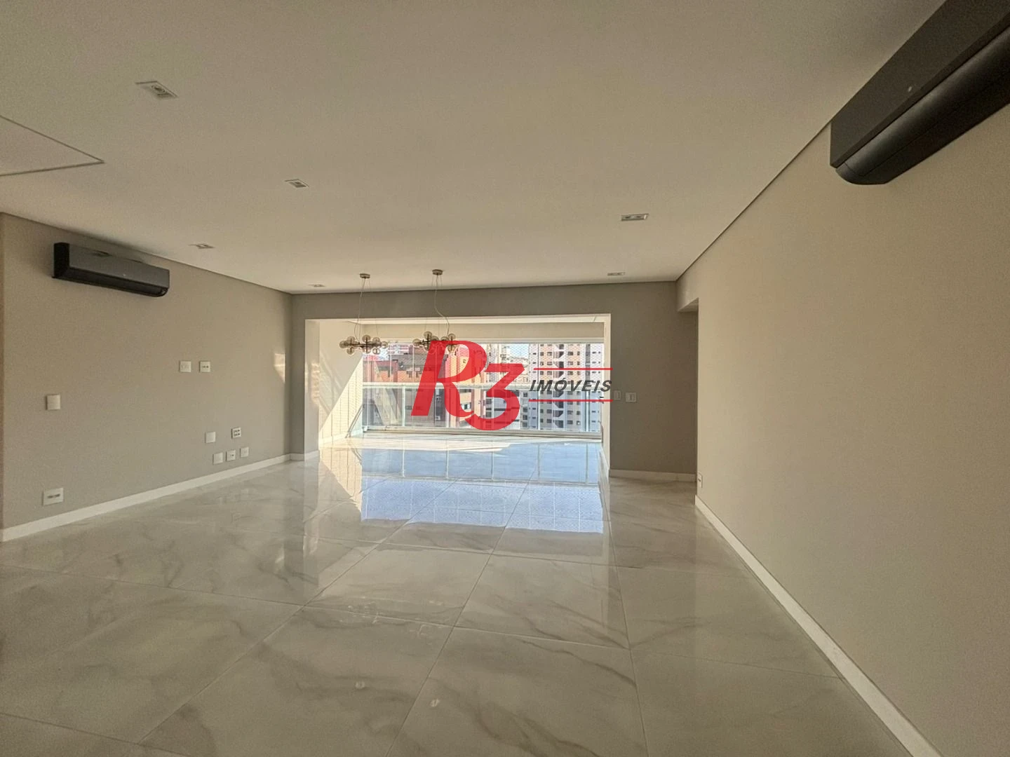 Apartamento com 3 dormitórios à venda, 143 m² por R$ 2.860.000,00 - Boqueirão - Santos/SP