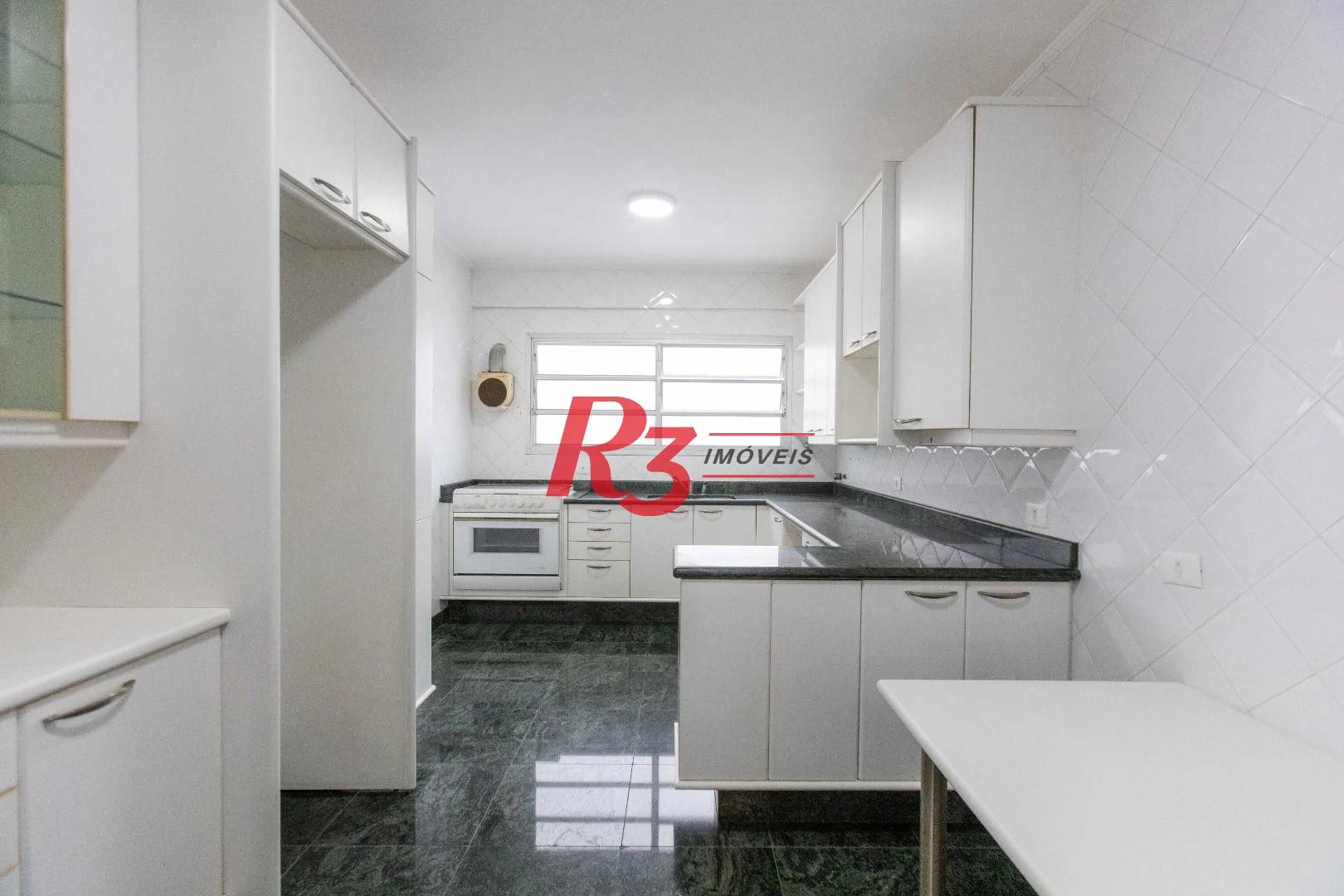 Apartamento com 3 dormitórios, 158 m² - venda por R$ 2.350.000,00 ou aluguel por R$ 12.000,00/mês - Boqueirão - Santos/SP