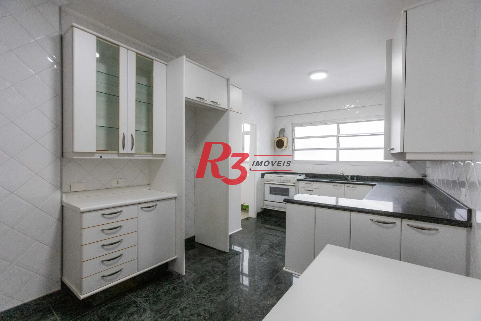 Apartamento com 3 dormitórios, 158 m² - venda por R$ 2.350.000,00 ou aluguel por R$ 12.000,00/mês - Boqueirão - Santos/SP