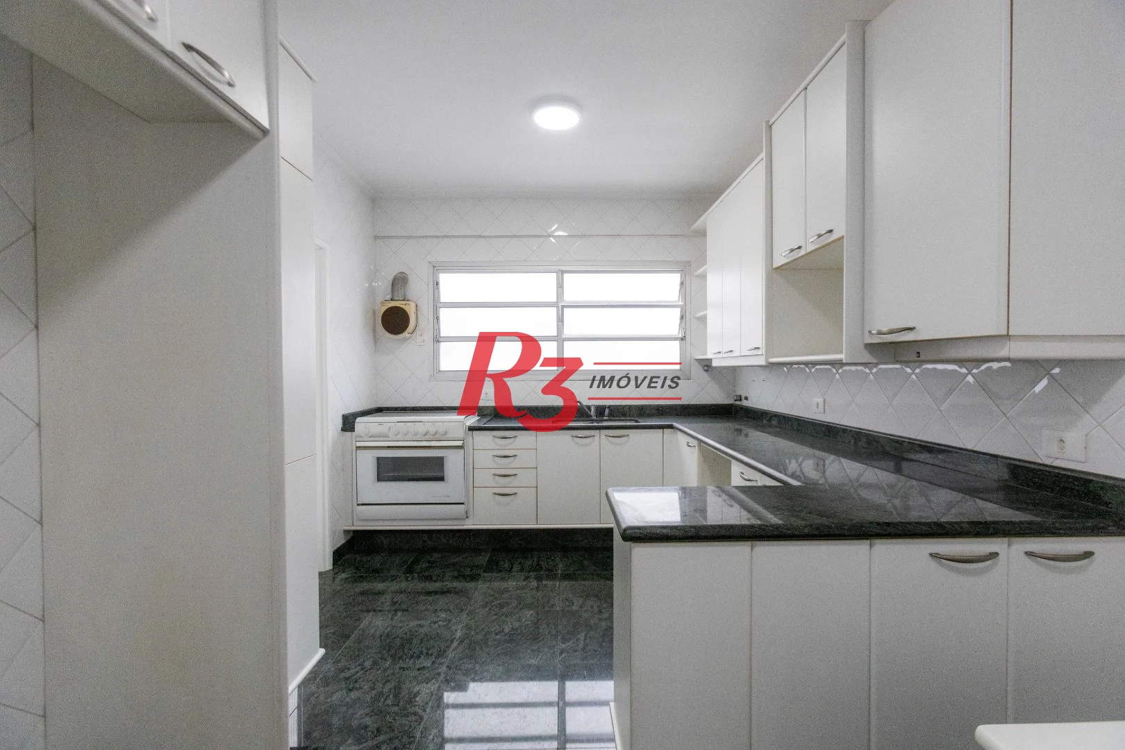 Apartamento com 3 dormitórios, 158 m² - venda por R$ 2.350.000,00 ou aluguel por R$ 12.000,00/mês - Boqueirão - Santos/SP