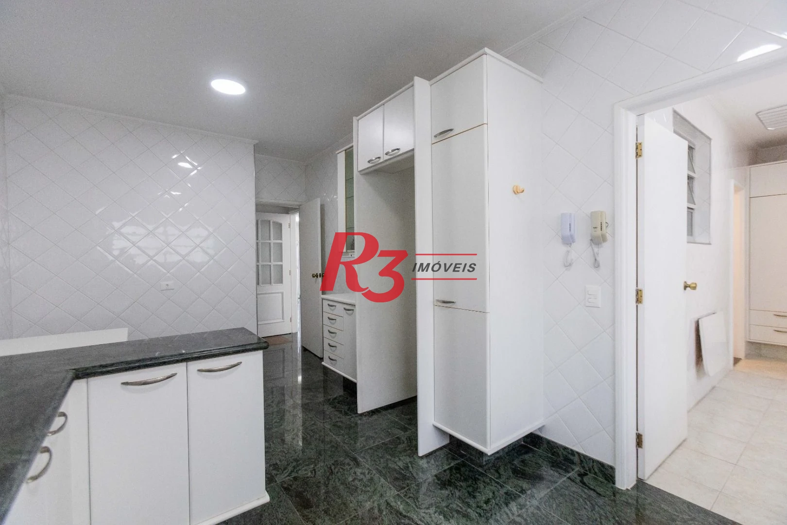 Apartamento com 3 dormitórios, 158 m² - venda por R$ 2.350.000,00 ou aluguel por R$ 12.000,00/mês - Boqueirão - Santos/SP