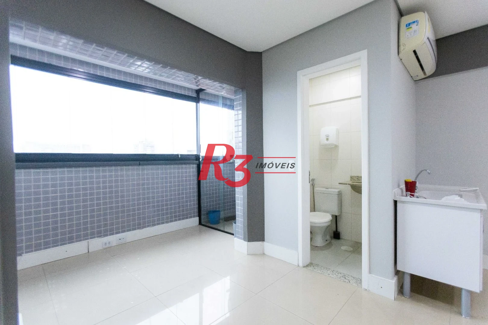 Sala para alugar, 43 m² por R$ 3.200,00/mês - Encruzilhada - Santos/SP