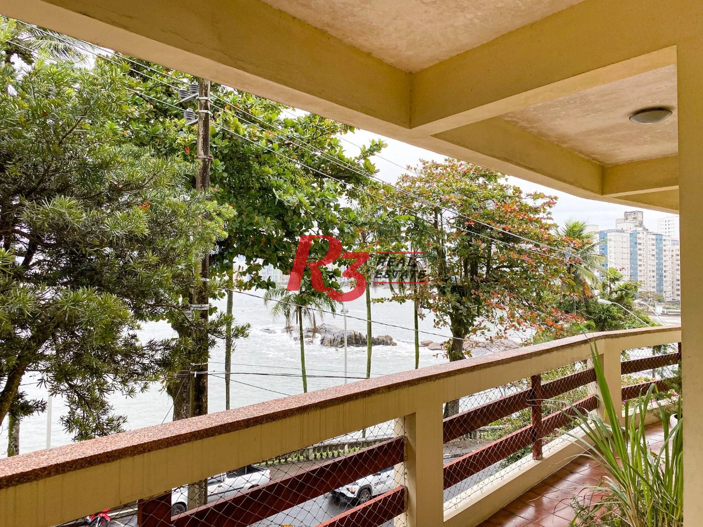 Apartamento com 3 dormitórios à venda, 171 m² por R$ 800.000,00 - Ilha Porchat - São Vicente/SP