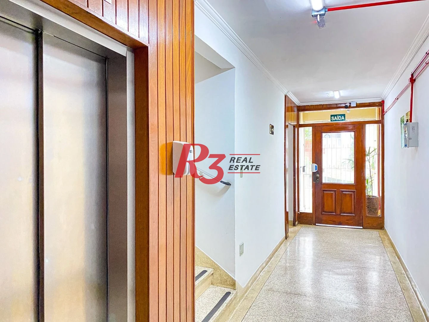Apartamento com 3 dormitórios à venda, 171 m² por R$ 800.000,00 - Ilha Porchat - São Vicente/SP