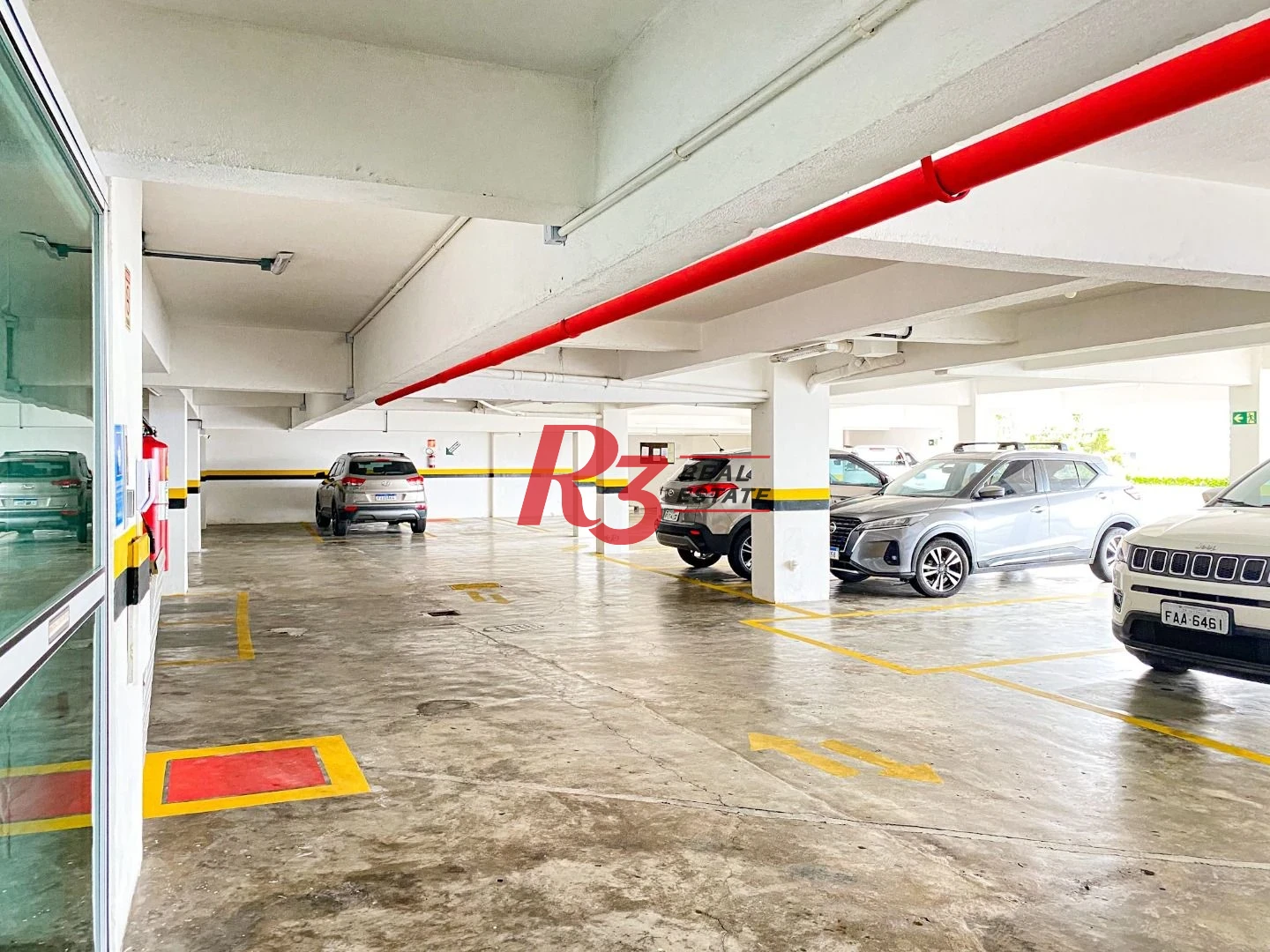 Apartamento com 3 dormitórios à venda, 171 m² por R$ 800.000,00 - Ilha Porchat - São Vicente/SP