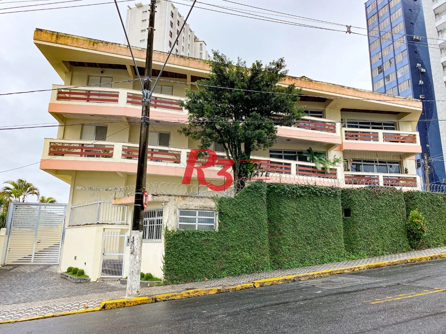Apartamento com 3 dormitórios à venda, 171 m² por R$ 800.000,00 - Ilha Porchat - São Vicente/SP