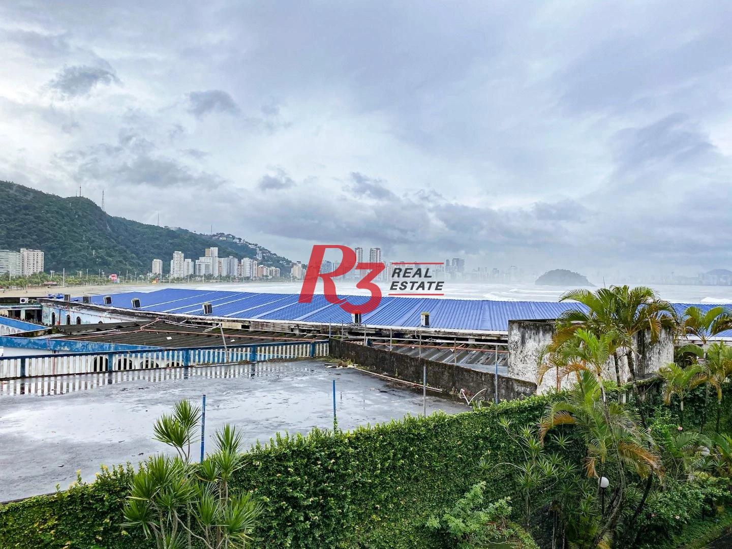 Apartamento com 3 dormitórios à venda, 171 m² por R$ 800.000,00 - Ilha Porchat - São Vicente/SP