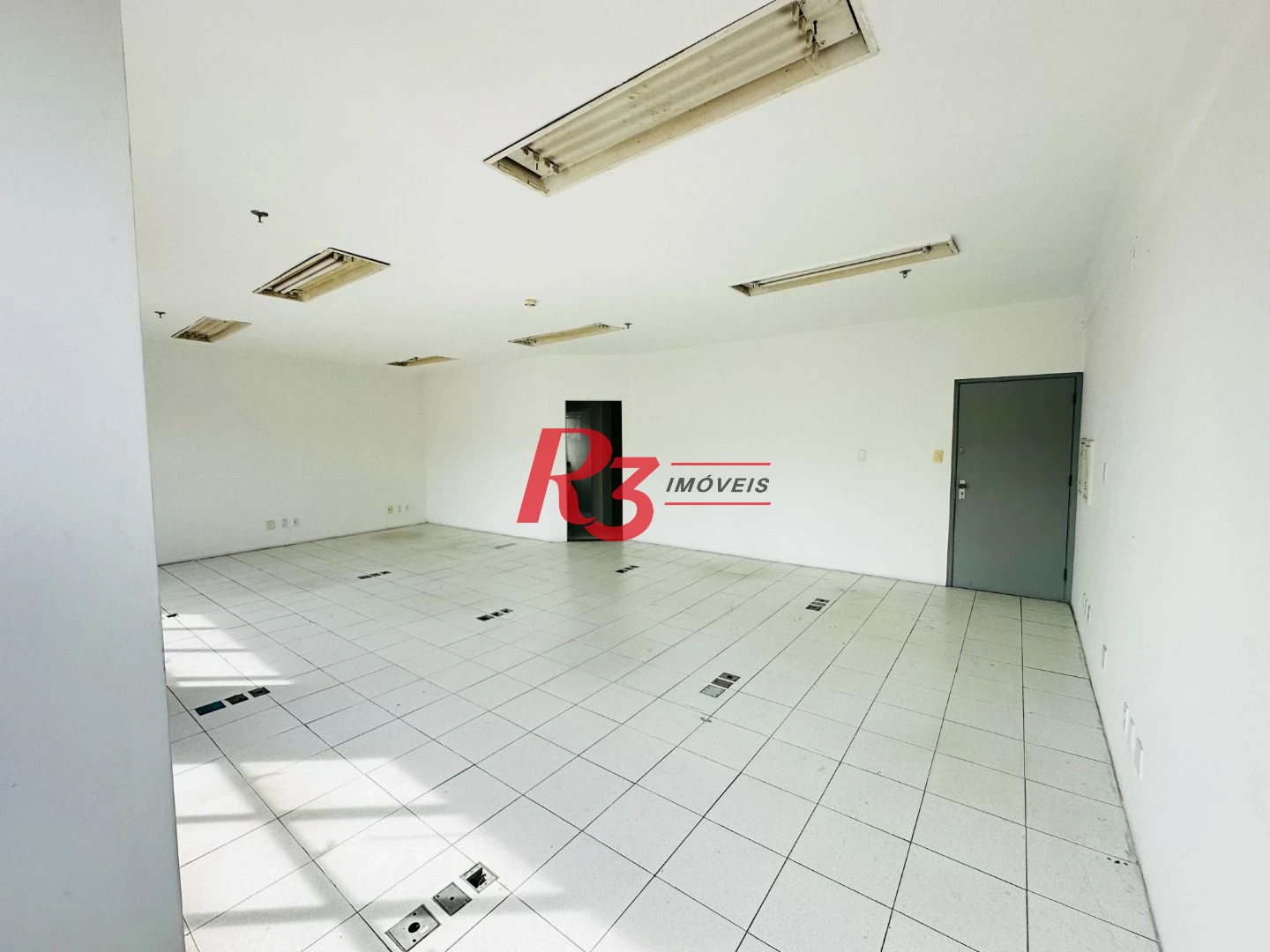 Sala, 76 m² - venda por R$ 300.000,00 ou aluguel por R$ 3.000,00/mês - Centro - Santos/SP