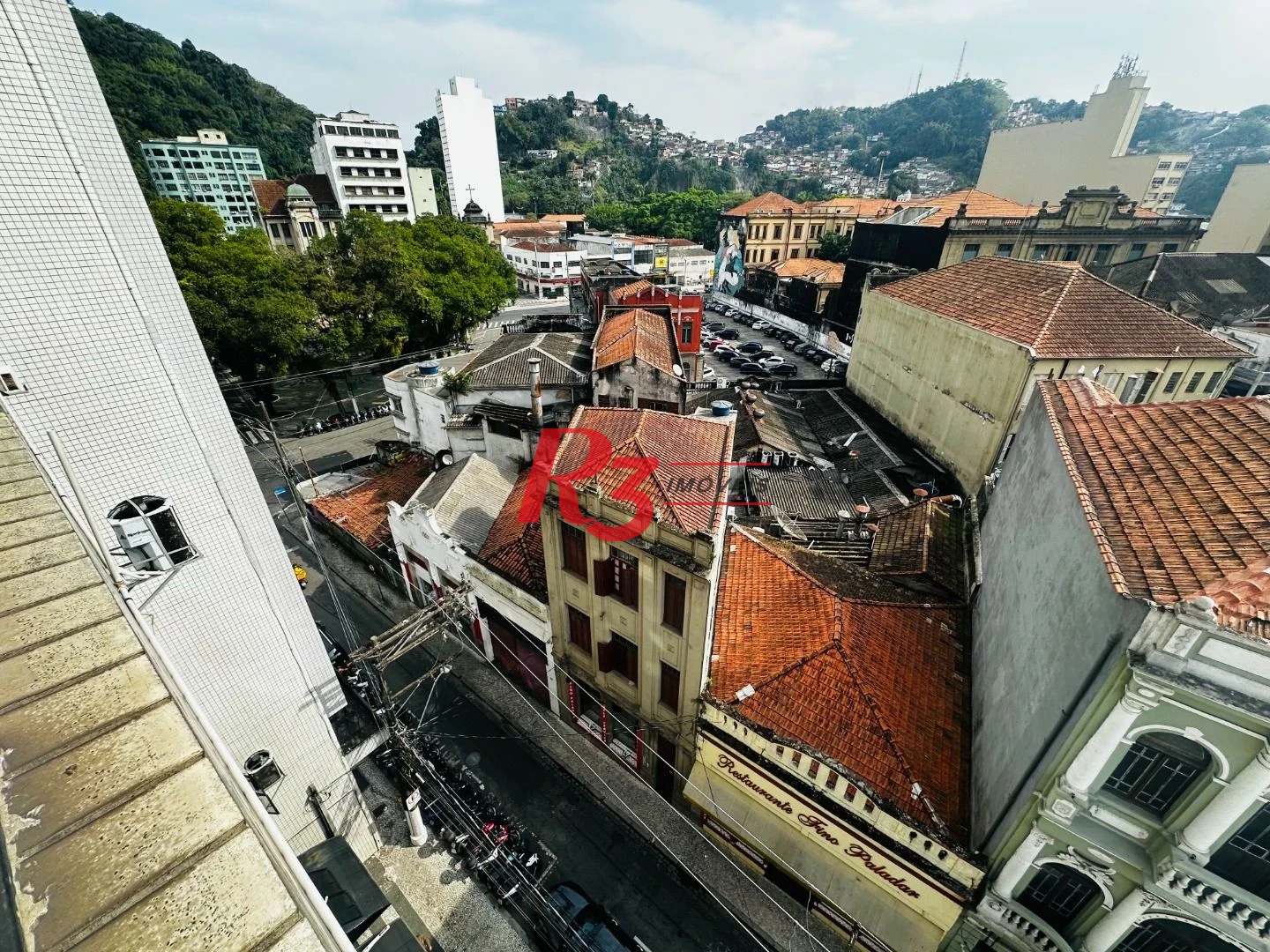 Sala, 76 m² - venda por R$ 300.000,00 ou aluguel por R$ 3.000,00/mês - Centro - Santos/SP