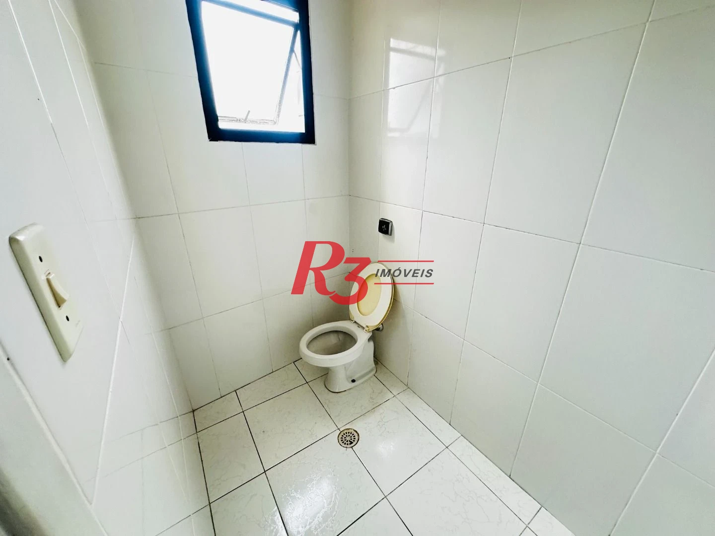 Sala, 76 m² - venda por R$ 300.000,00 ou aluguel por R$ 3.000,00/mês - Centro - Santos/SP