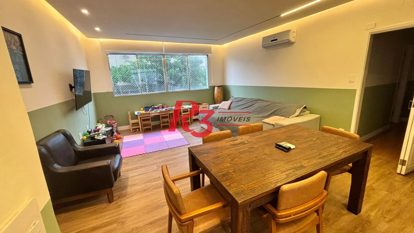 Apartamento com 3 dormitórios à venda, 157 m² por R$ 1.200.000,00 - Aparecida - Santos/SP