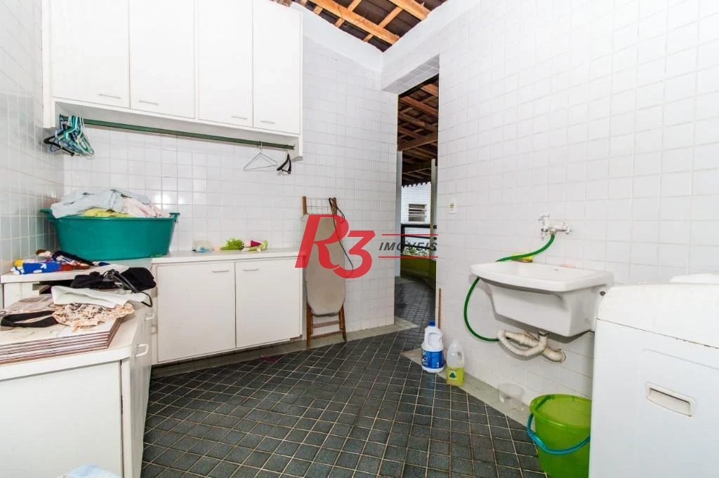 Casa com 3 dormitórios, 360 m² - venda por R$ 5.200.000,00 ou aluguel por R$ 21.910,00/mês - Aparecida - Santos/SP