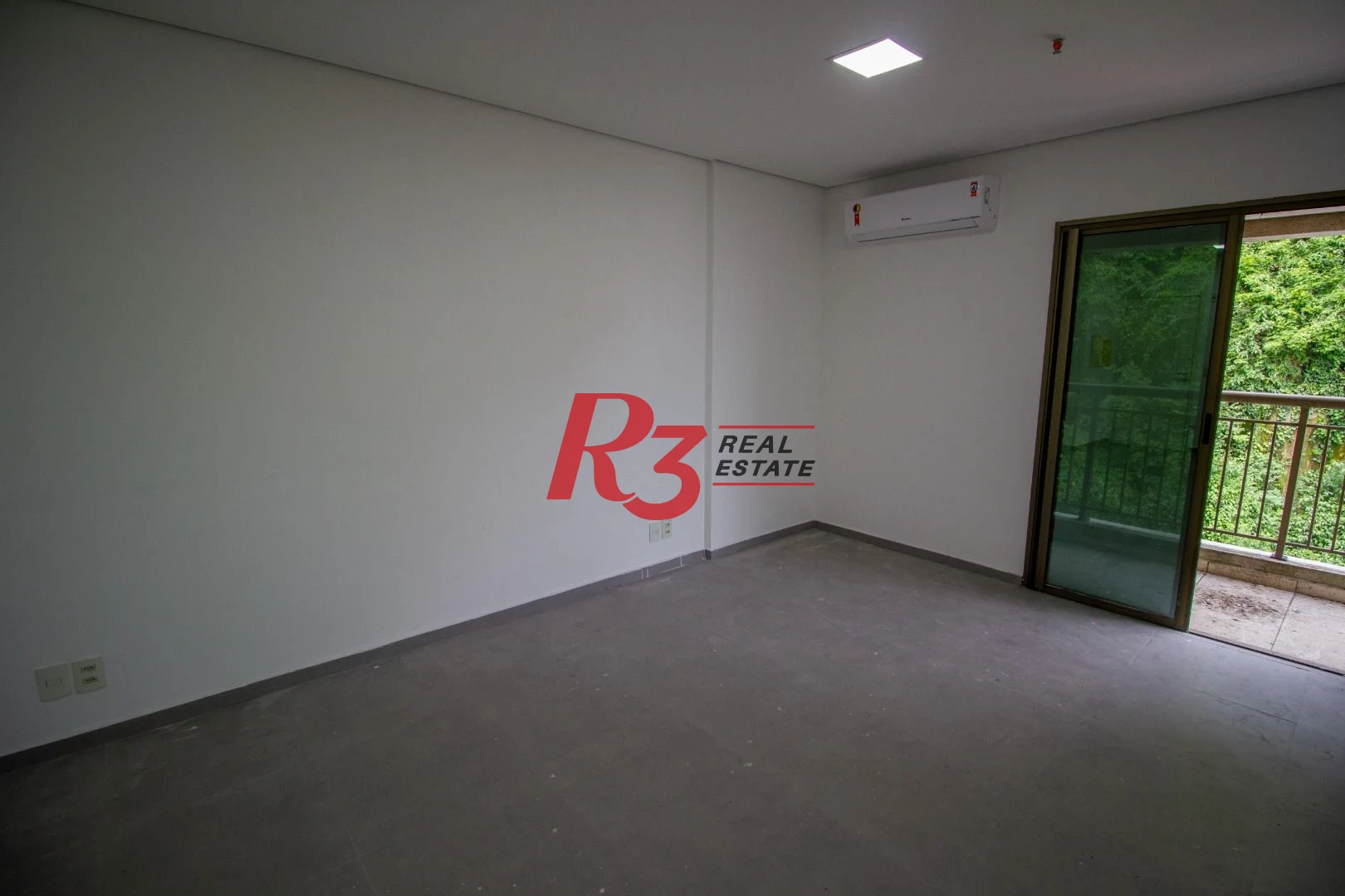 Sala à venda, 66 m² por R$ 319.990,00 - Valongo - Santos/SP