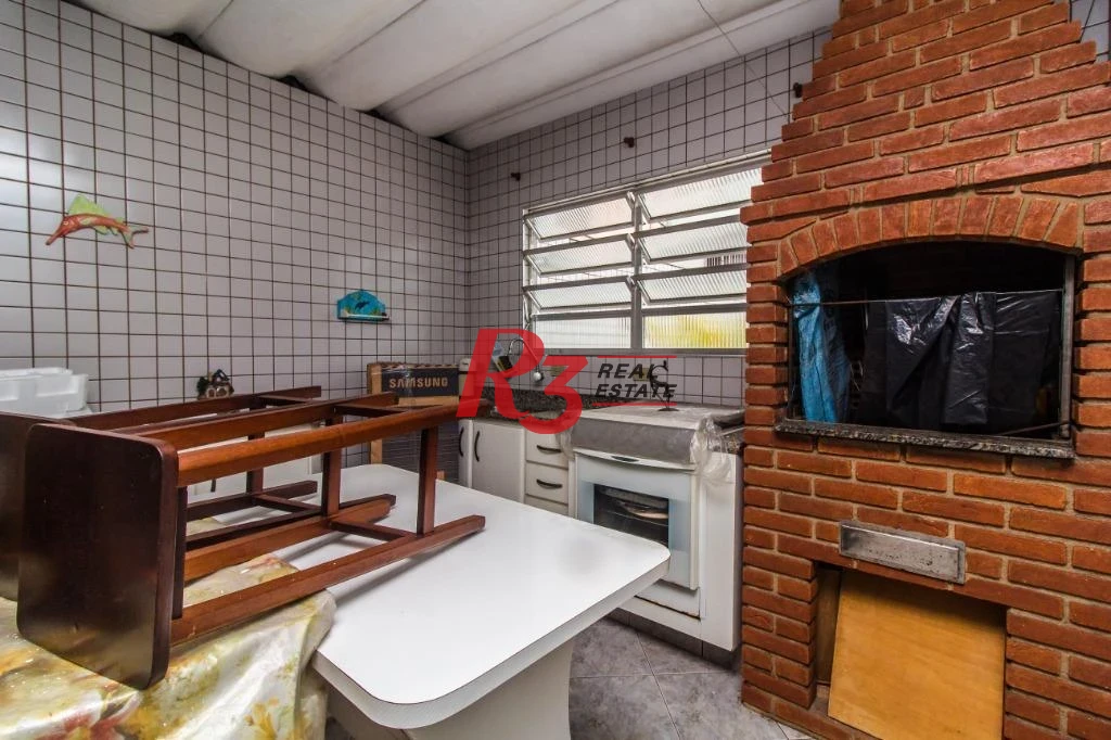 Casa com 4 dormitórios à venda, 500 m² por R$ 4.390.000,00 - Marapé - Santos/SP