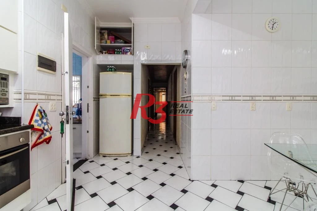 Casa com 4 dormitórios à venda, 500 m² por R$ 4.390.000,00 - Marapé - Santos/SP