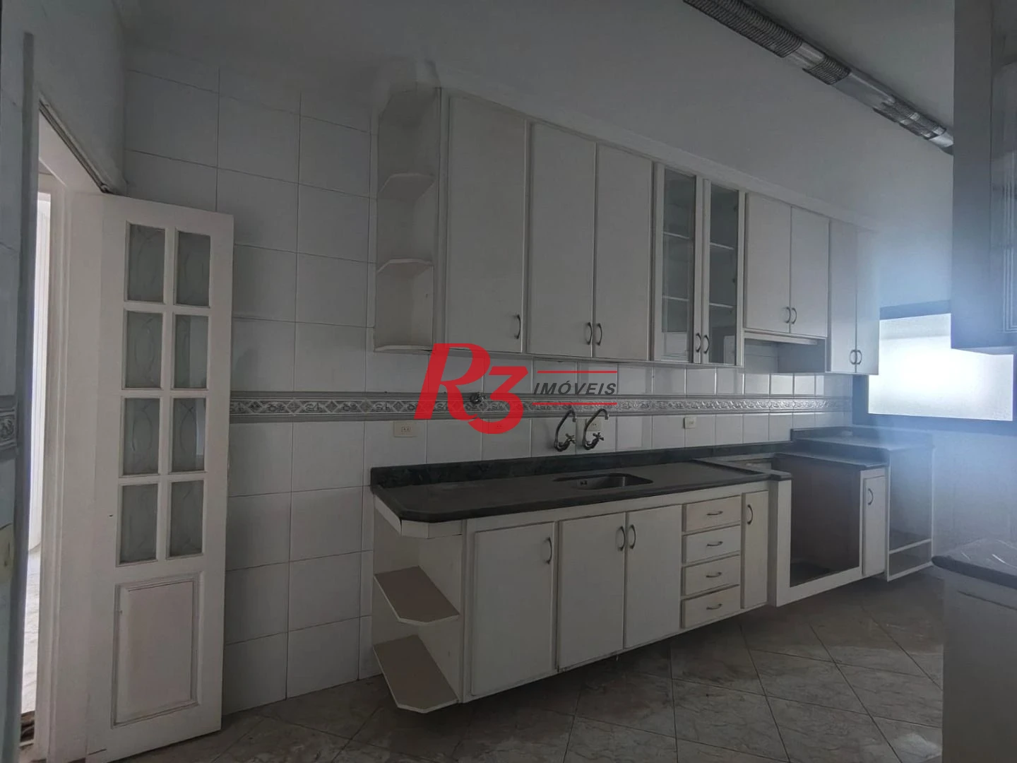 Apartamento com 3 dormitórios à venda, 275 m² por R$ 1.600.000,00 - Aparecida - Santos/SP