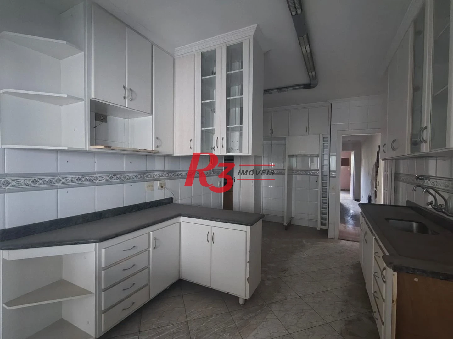 Apartamento com 3 dormitórios à venda, 275 m² por R$ 1.600.000,00 - Aparecida - Santos/SP