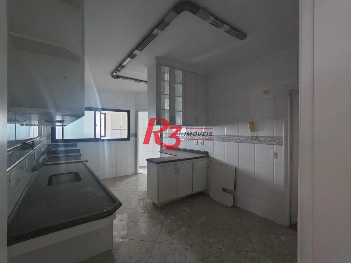 Apartamento com 3 dormitórios à venda, 275 m² por R$ 1.600.000,00 - Aparecida - Santos/SP