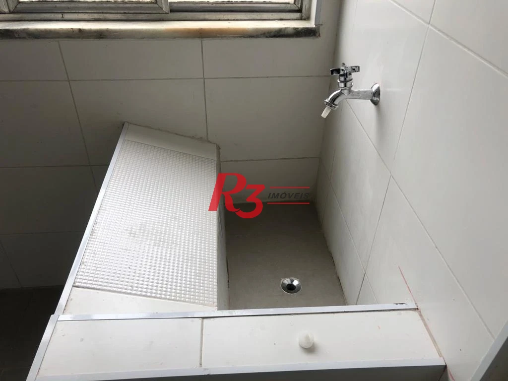 Apartamento com 3 dormitórios para alugar, 131 m² por R$ 4.900,02/mês - Embaré - Santos/SP