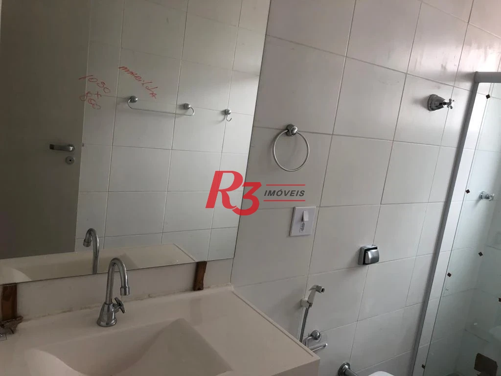 Apartamento com 3 dormitórios para alugar, 131 m² por R$ 4.900,02/mês - Embaré - Santos/SP