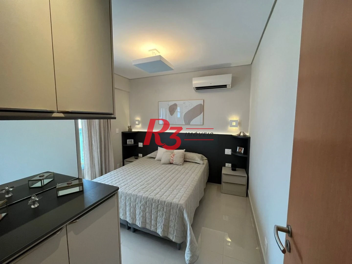 Apartamento com 3 suítes, 170 m² - venda por R$ 2.490.000 ou aluguel por R$ 20.000/mês - Boqueirão - Santos/SP