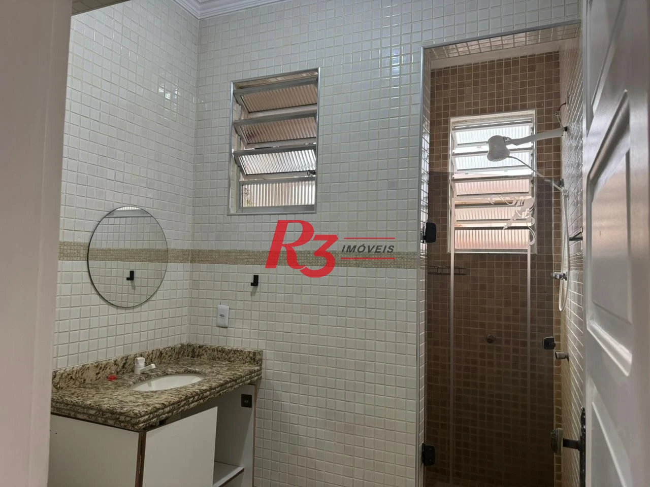 Apartamento com 2 dormitórios à venda, 80 m² por R$ 445.000,00 - Boqueirão - Santos/SP