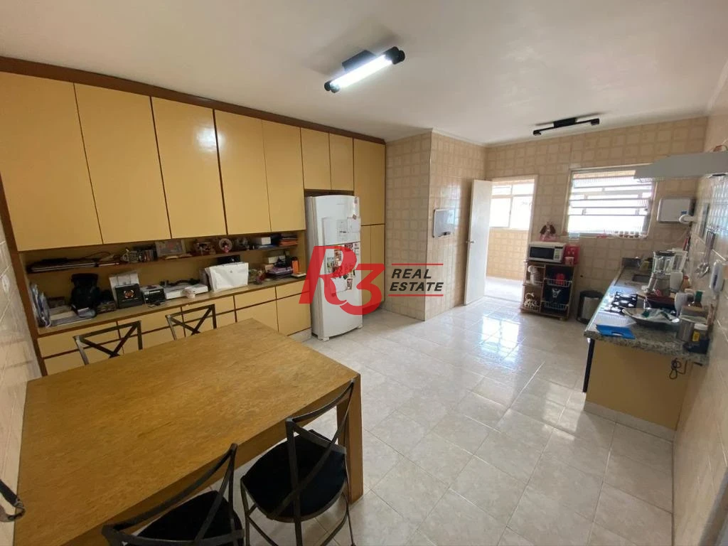 Apartamento com 2 dormitórios à venda, 105 m² por R$ 670.000,00 - Marapé - Santos/SP