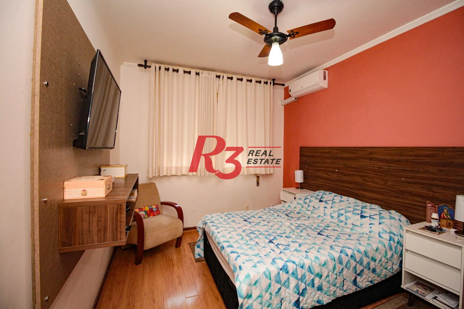 Apartamento com 2 dormitórios à venda, 109 m² por R$ 650.000,00 - José Menino - Santos/SP