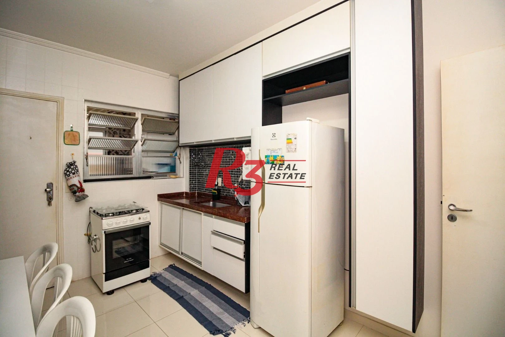 Apartamento com 2 dormitórios à venda, 109 m² por R$ 650.000,00 - José Menino - Santos/SP
