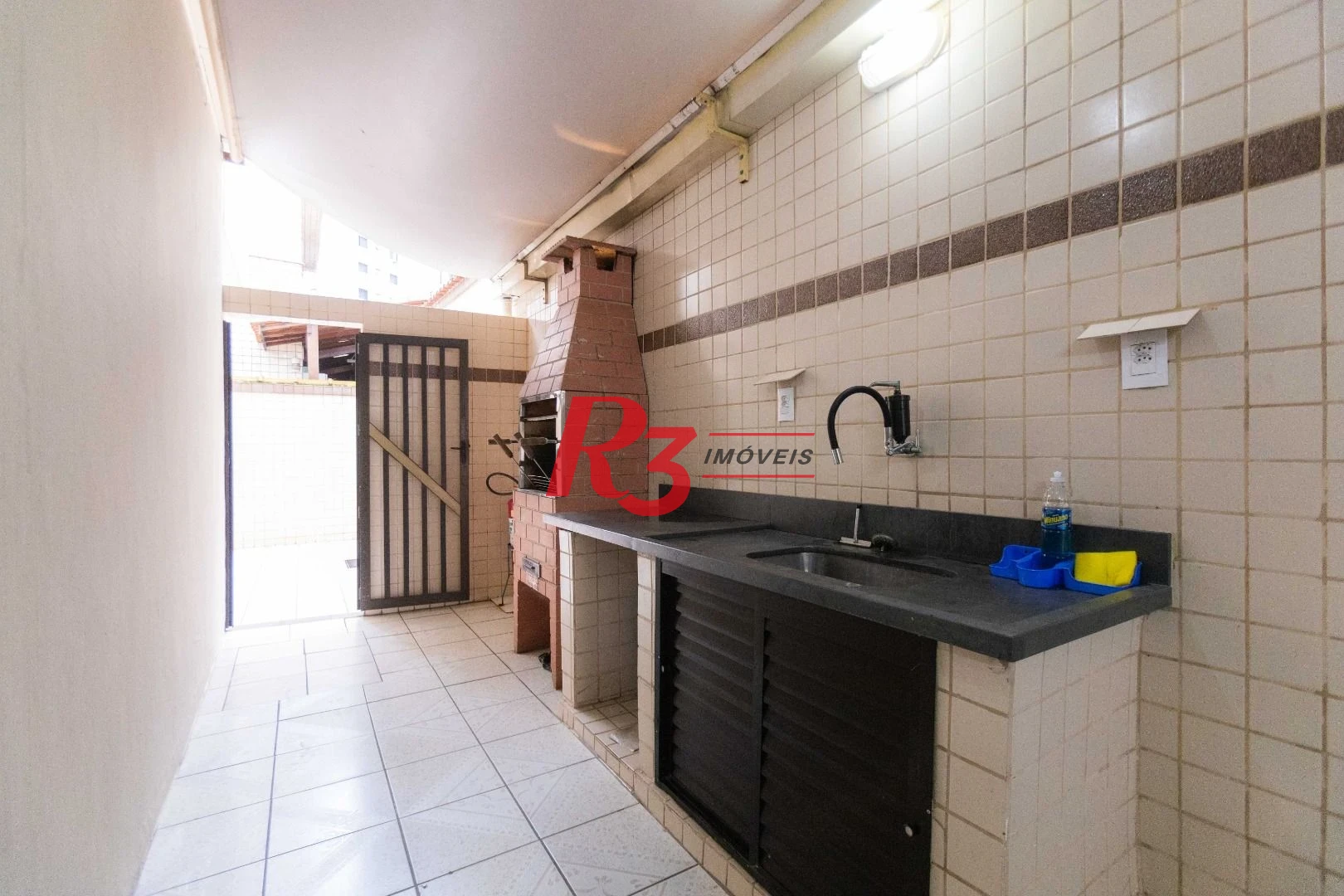 Cobertura com 3 dormitórios à venda, 200 m² por R$ 680.000,00 - Embaré - Santos/SP