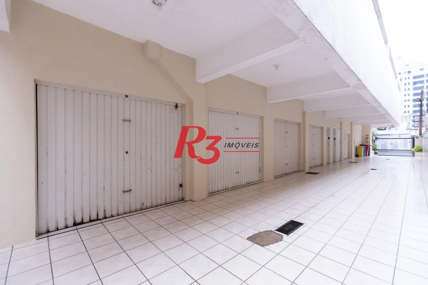 Cobertura com 3 dormitórios à venda, 200 m² por R$ 680.000,00 - Embaré - Santos/SP