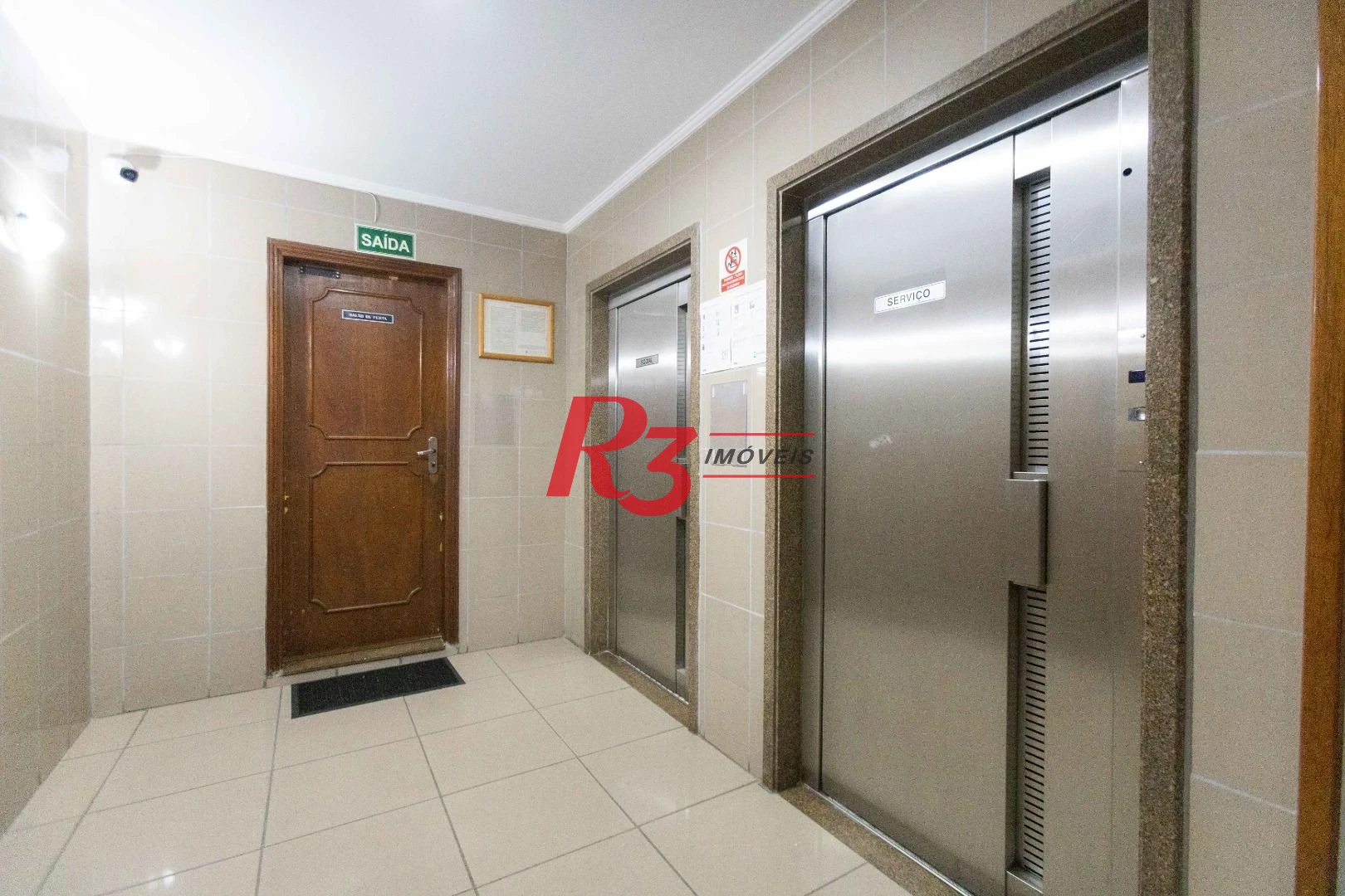 Cobertura com 3 dormitórios à venda, 200 m² por R$ 680.000,00 - Embaré - Santos/SP