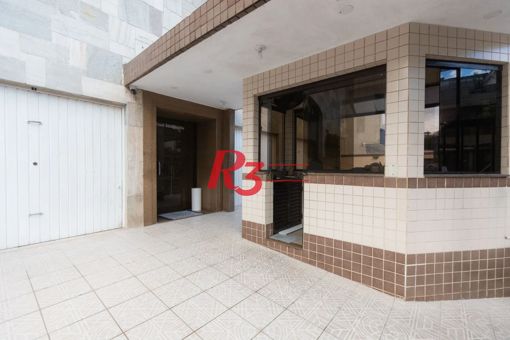 Cobertura com 3 dormitórios à venda, 200 m² por R$ 680.000,00 - Embaré - Santos/SP