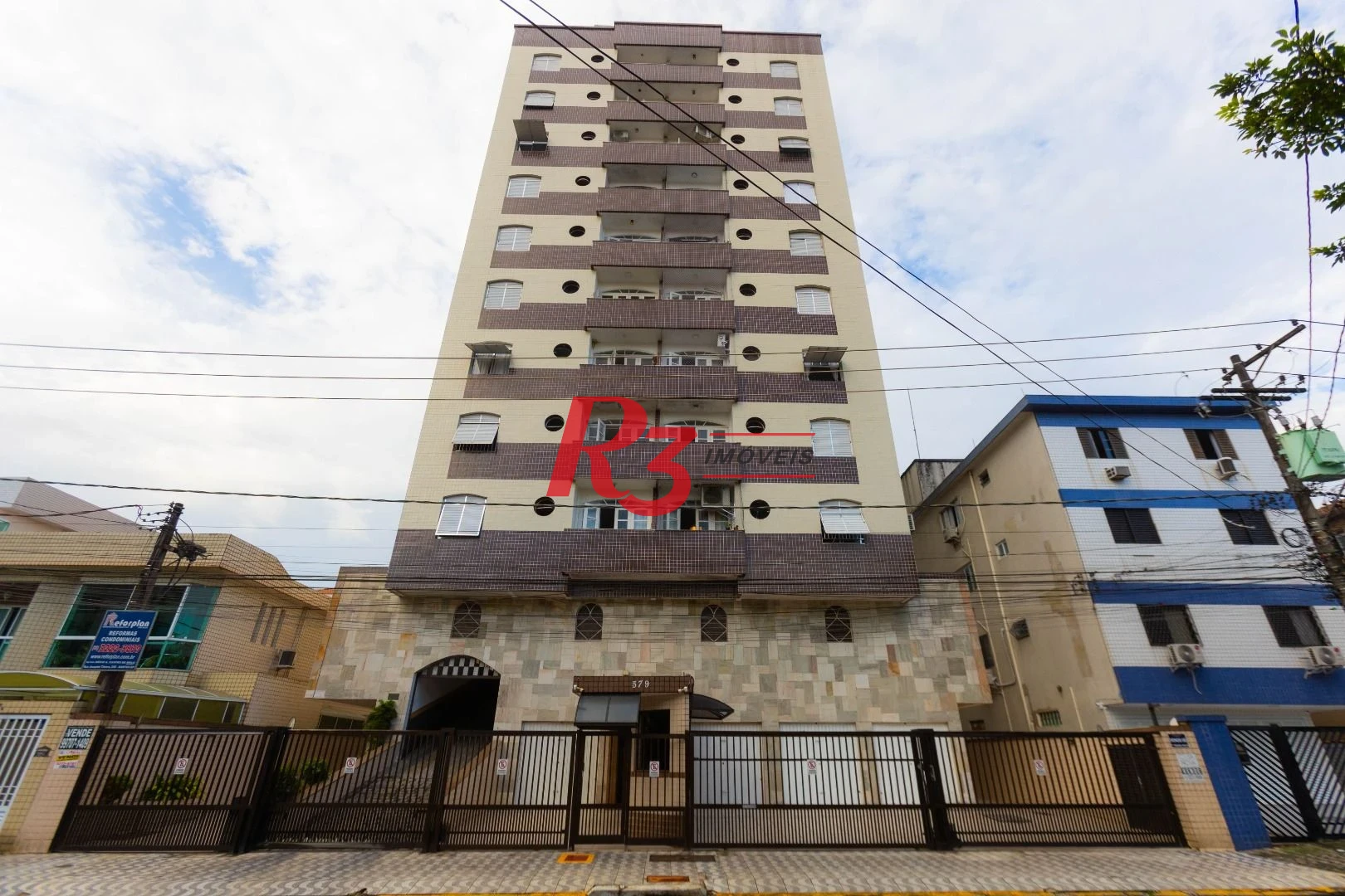 Cobertura com 3 dormitórios à venda, 200 m² por R$ 680.000,00 - Embaré - Santos/SP