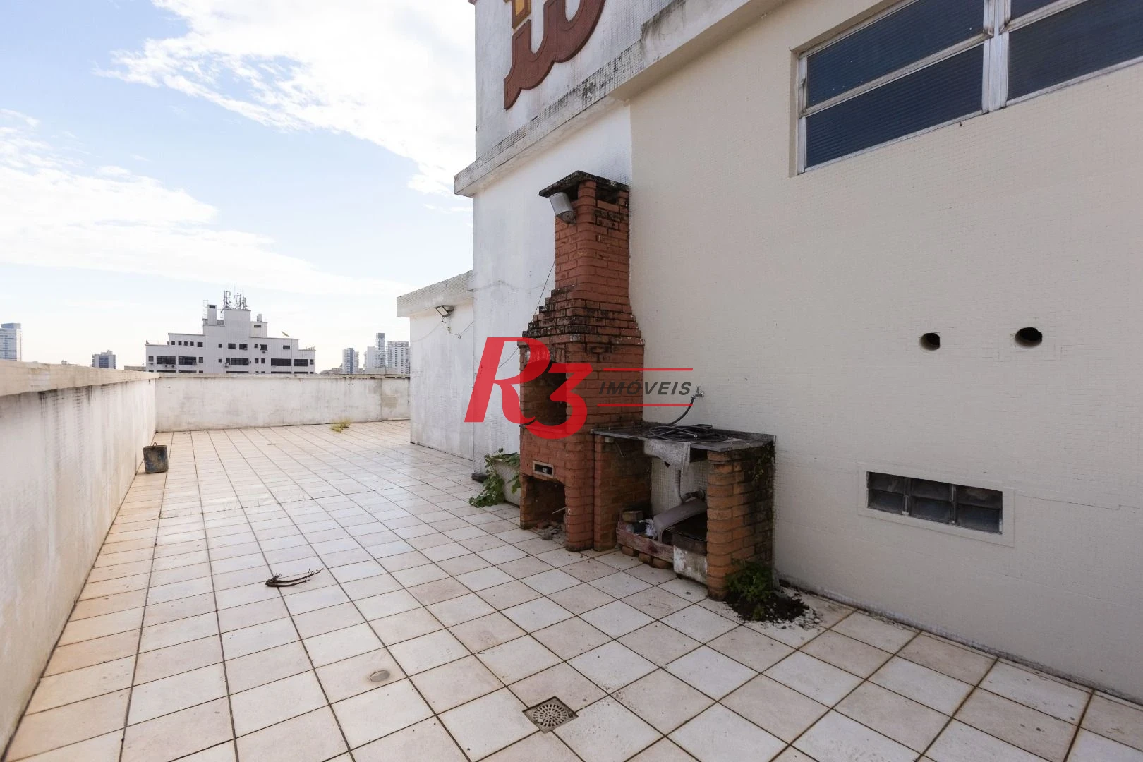 Cobertura com 3 dormitórios à venda, 200 m² por R$ 680.000,00 - Embaré - Santos/SP