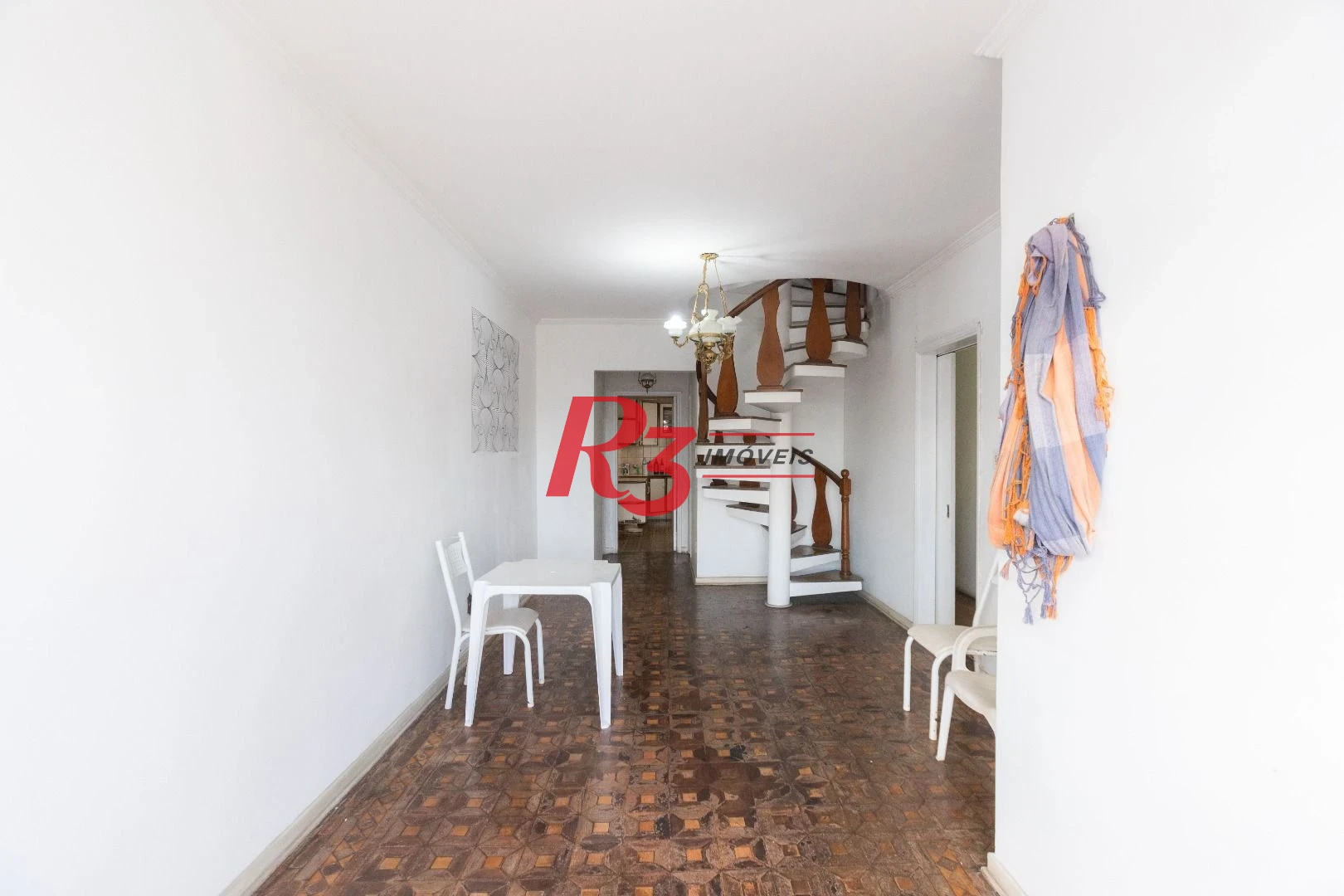 Cobertura com 3 dormitórios à venda, 200 m² por R$ 680.000,00 - Embaré - Santos/SP