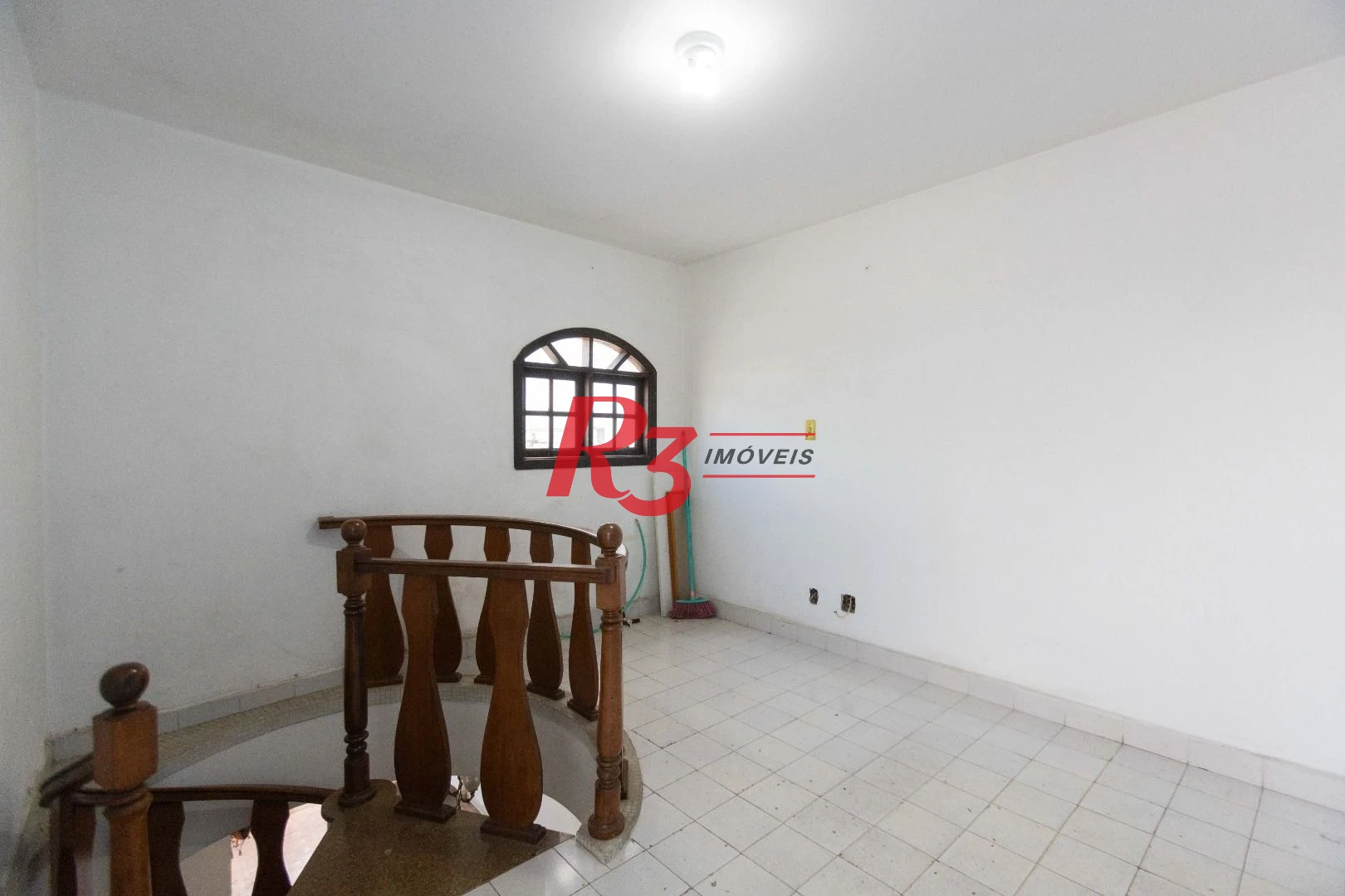 Cobertura com 3 dormitórios à venda, 200 m² por R$ 680.000,00 - Embaré - Santos/SP