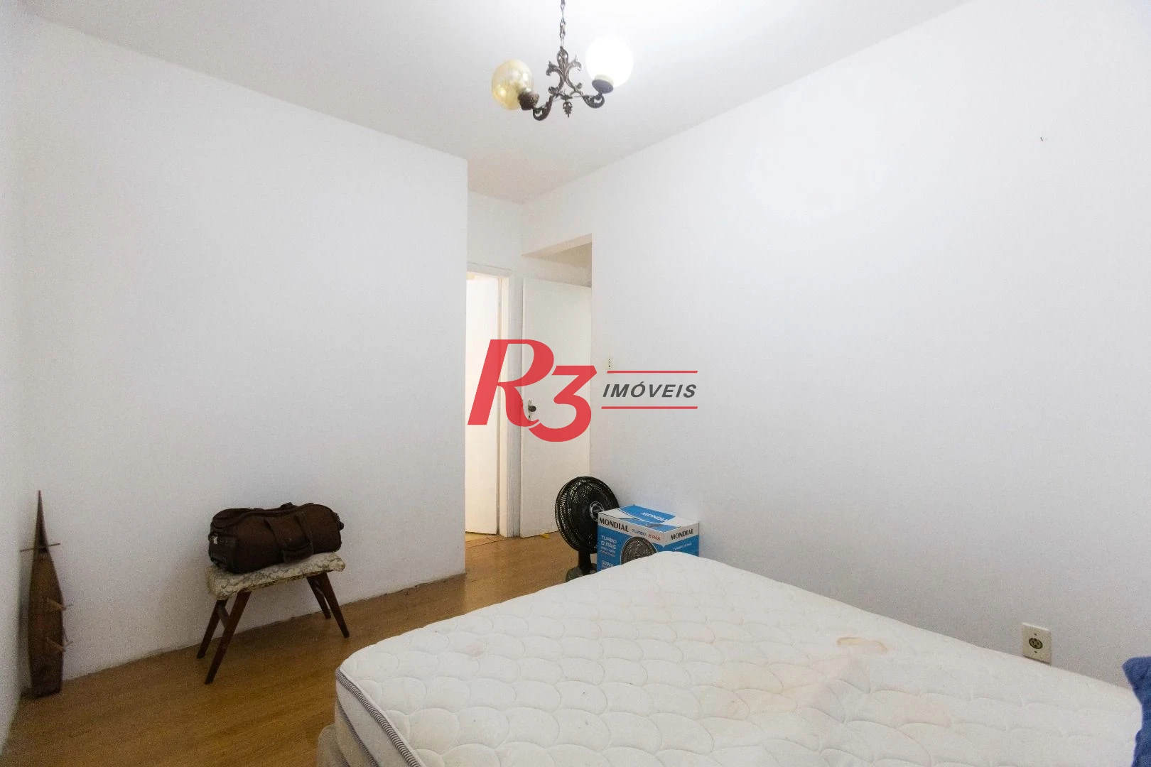 Cobertura com 3 dormitórios à venda, 200 m² por R$ 680.000,00 - Embaré - Santos/SP