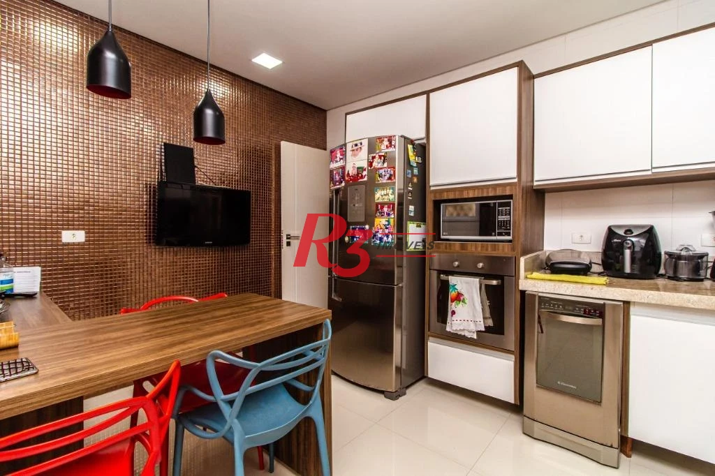 Apartamento com 3 dormitórios à venda, 197 m² por R$ 1.190.000,00 - Gonzaga - Santos/SP