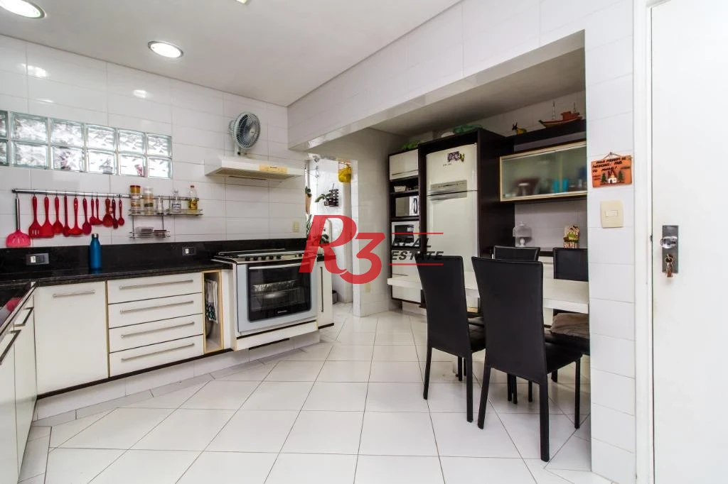 Apartamento com 3 dormitórios à venda, 160 m² por R$ 750.000,00 - José Menino - Santos/SP