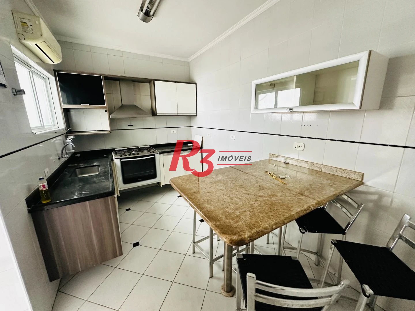 Casa à venda, 400 m² por R$ 1.499.000,00 - Boqueirão - Santos/SP